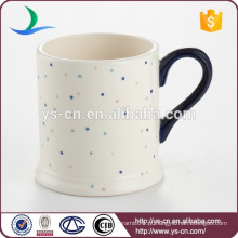 Moderno design de moda decalque caneca de cerâmica com alça